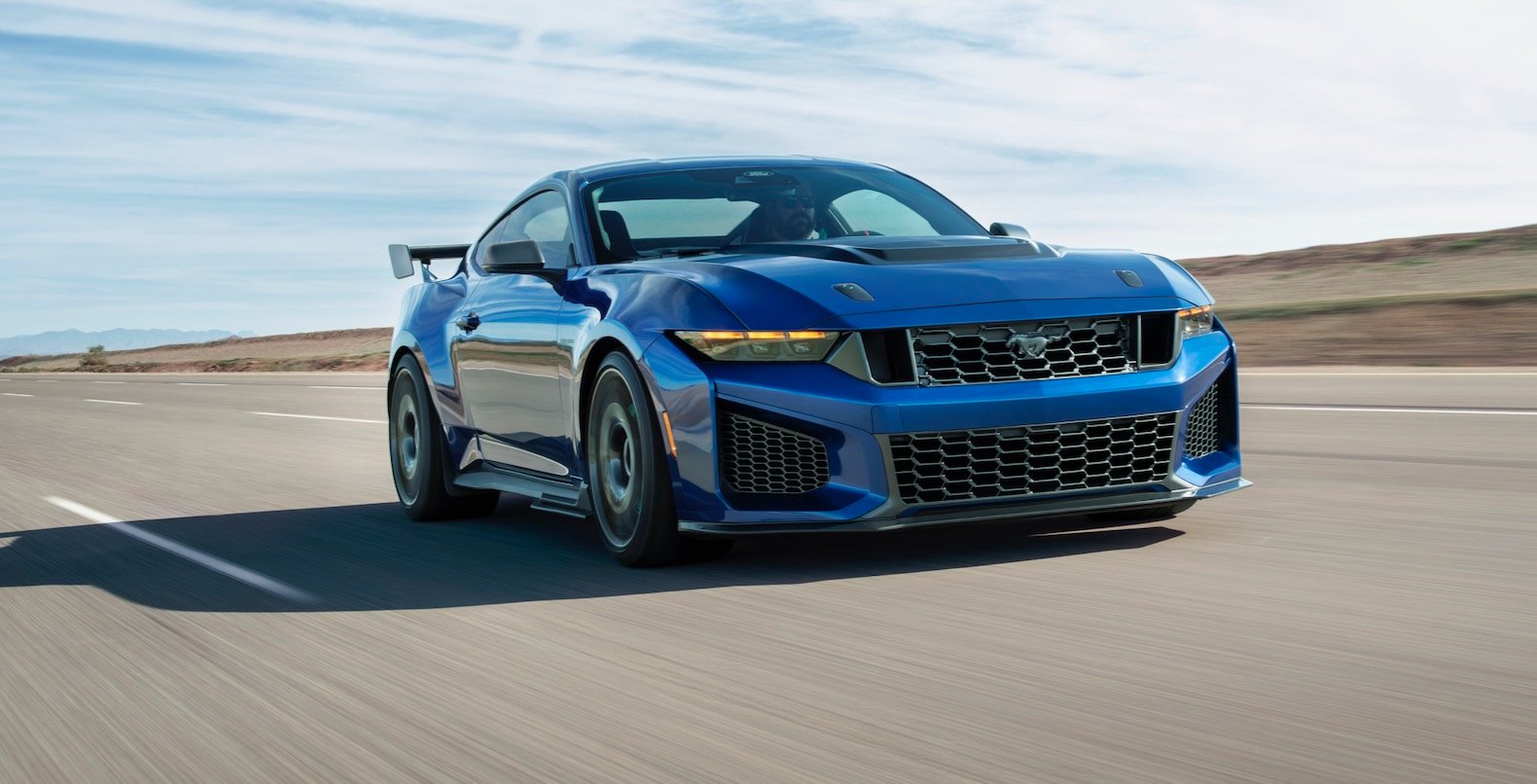 Ford Unveils 2026 Mustang Dark Horse SC: Track-Bred Performance Inspired by GTD and GT3 Racing