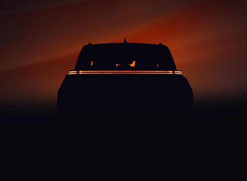 Toyota Teases New SUV With Mysterious Image, Is it a New Highlander?